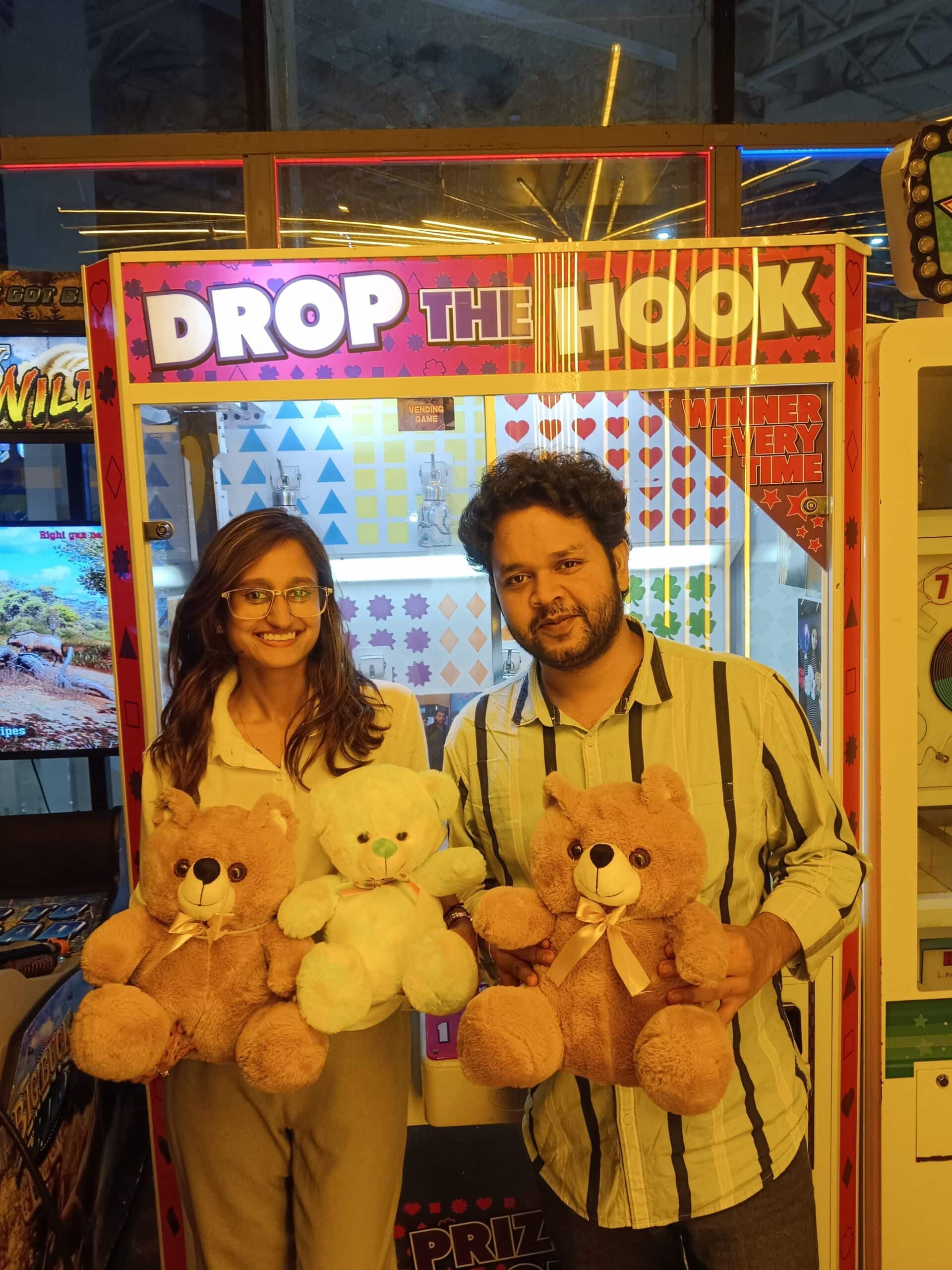 drop the hook big win smaaash noida